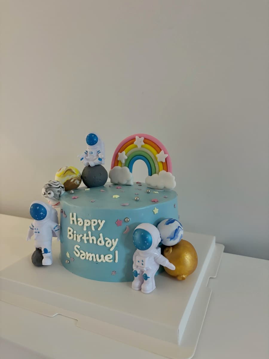 Blast off — Samuel's space adventure cake